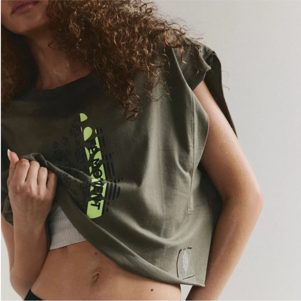 NWOT Free People Inspire Logo Tank in sage stone combo buti, S - Picture 3 of 11